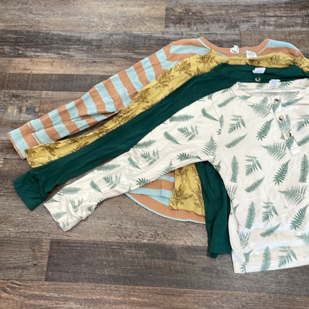 Bundle of 4 Kate Quinn 9-10y Long Sleeve Shirts